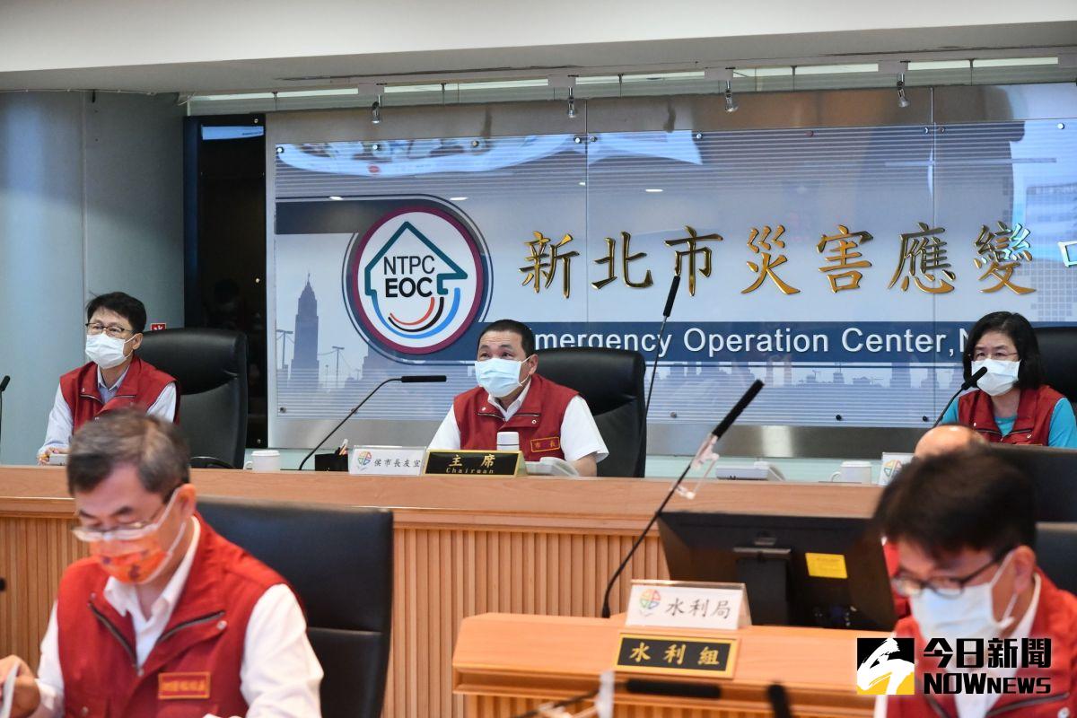 ▲新北市長侯友宜今（10）日表示，面對英國變異株病毒的傳播，新北各區一定要繃緊神經備戰。（圖／記者陳志仁攝，2021.05.10）