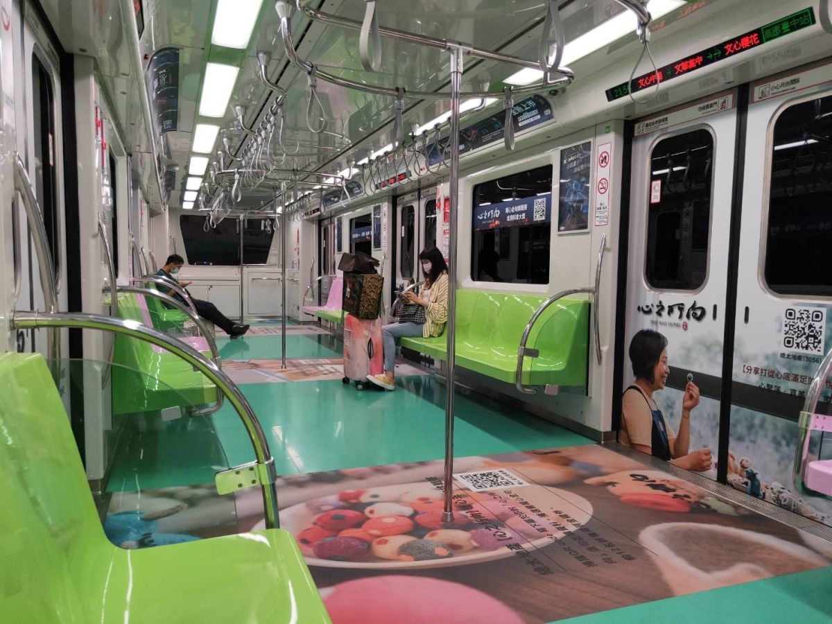 ▲受到新冠肺炎本土病例持續增加影響，國內大眾運輸近日運量普遍下降，台中捷運綠線也不例外。(圖／柳榮俊攝2021.5.14)