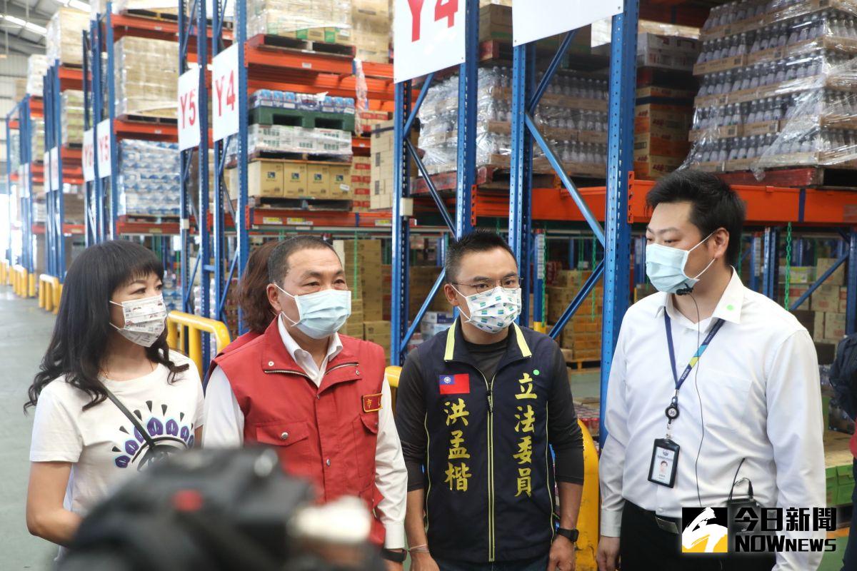 ▲侯友宜呼籲，民眾在這段時間減少非必要的外出跟集會，另新北市所有的活動從今日開始一律取消。（圖／記者陳志仁攝，2021.05.15）