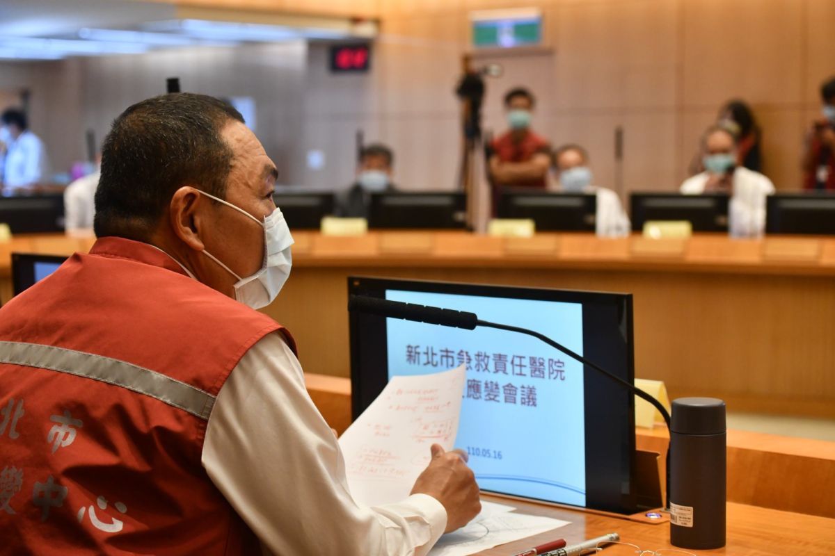 ▲新北市和台北市今日共同宣布，為了維護學校學生的健康安全，雙北從明（17）日開始，高三和國九生可在家不到校，改採遠端學習方式。（圖／新北市政府提供）