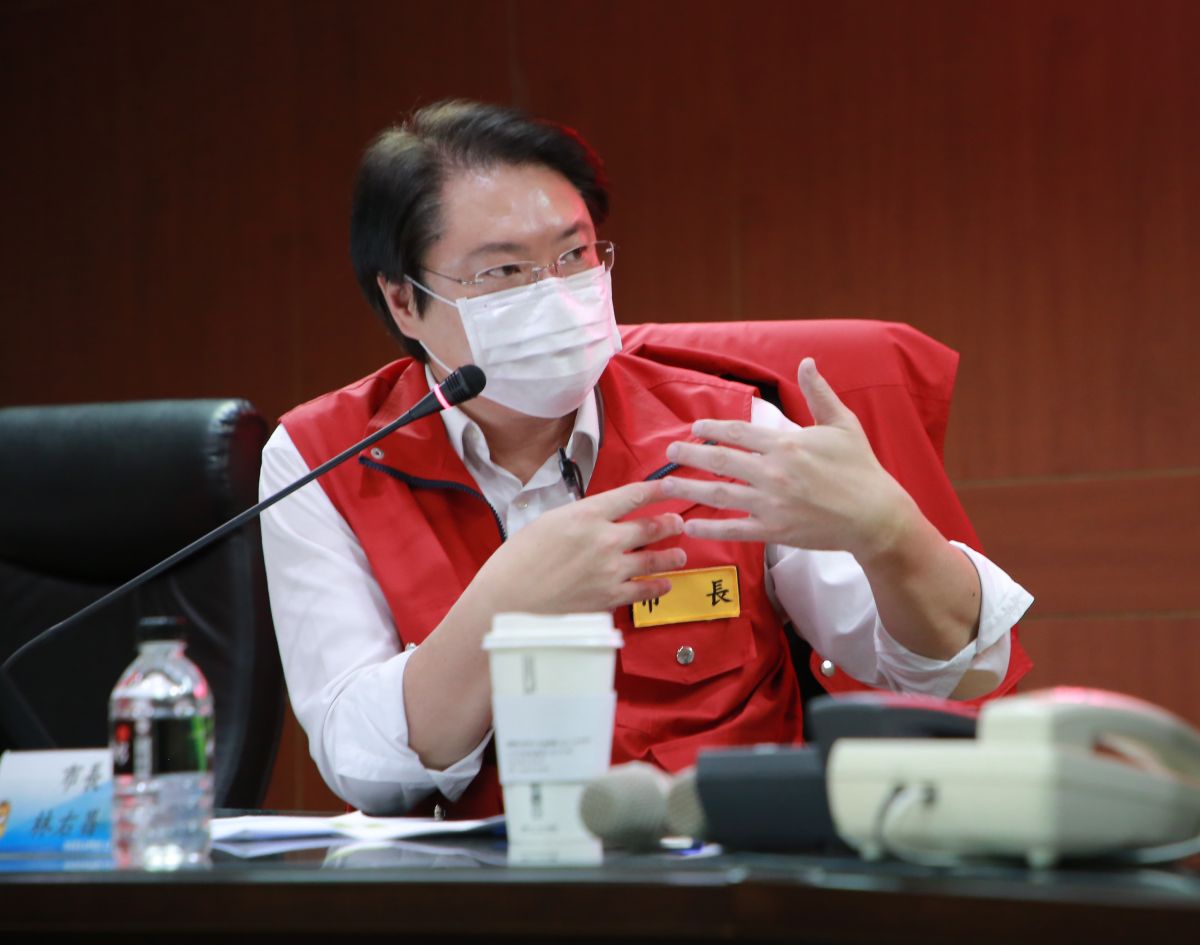 ▲新北市和台北市今日共同宣布，為了維護學校學生的健康安全，雙北從明（17）日開始，高三和國九生可在家不到校，改採遠端學習方式。（圖／新北市政府提供）