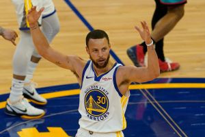 NBA／Curry單場送「2鍋」平生涯紀錄　勇士大勝鵜鶘41分
