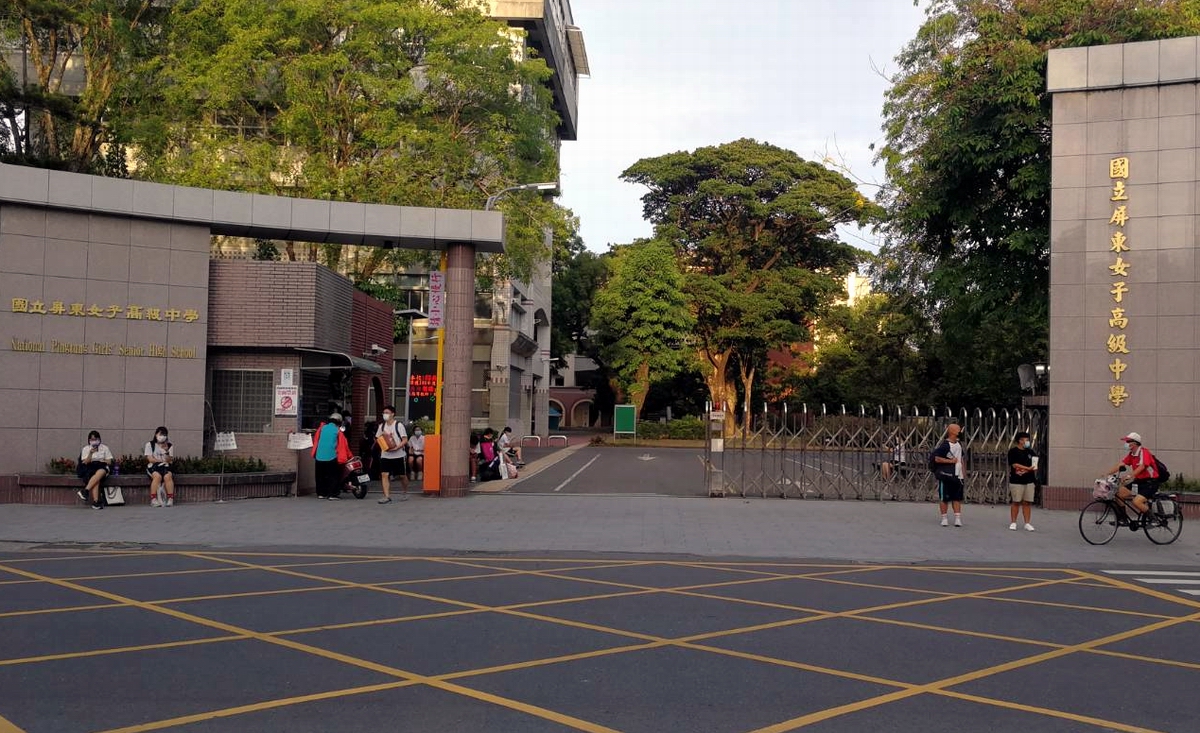 ▲教育部18日宣布各級學校自19日至28日止停課，屏東縣高級中等以下學校(含公私立幼兒園)將採取「停課不停學」措施。（圖／記者黃正忠攝, 2021.05.18）