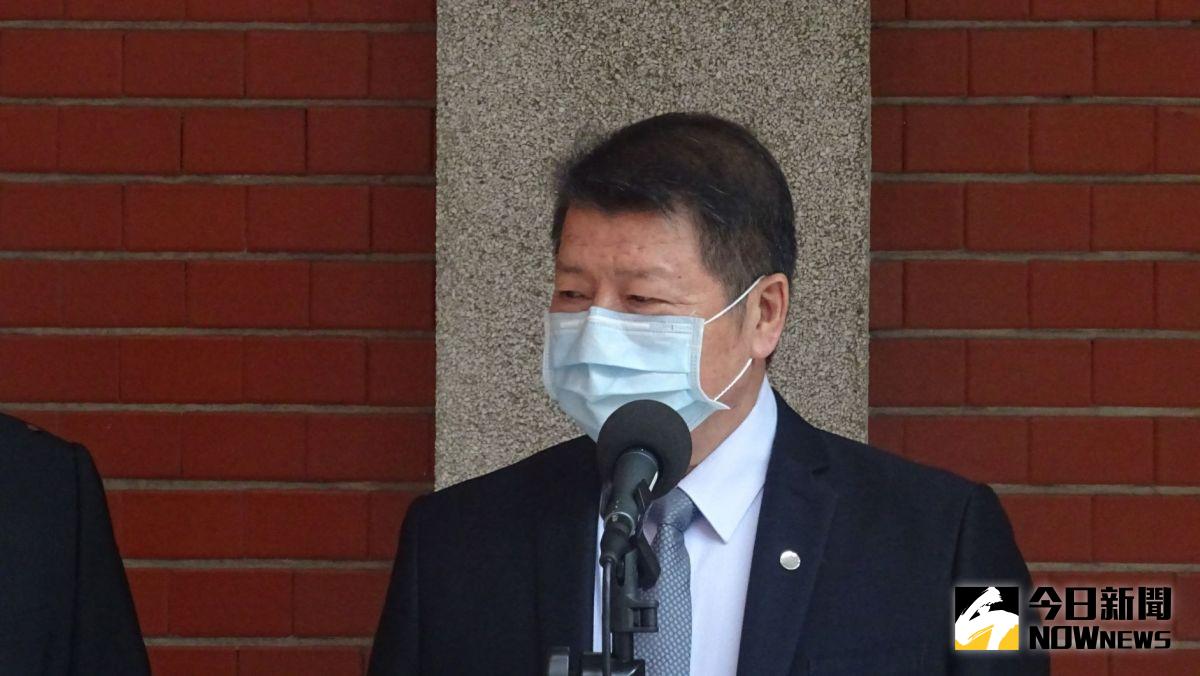 ▲國防部副部長張哲平表示，因疫苗短缺，國軍僅有3成的人有意願打疫苗。(圖／記者呂炯昌攝2021.05.19)