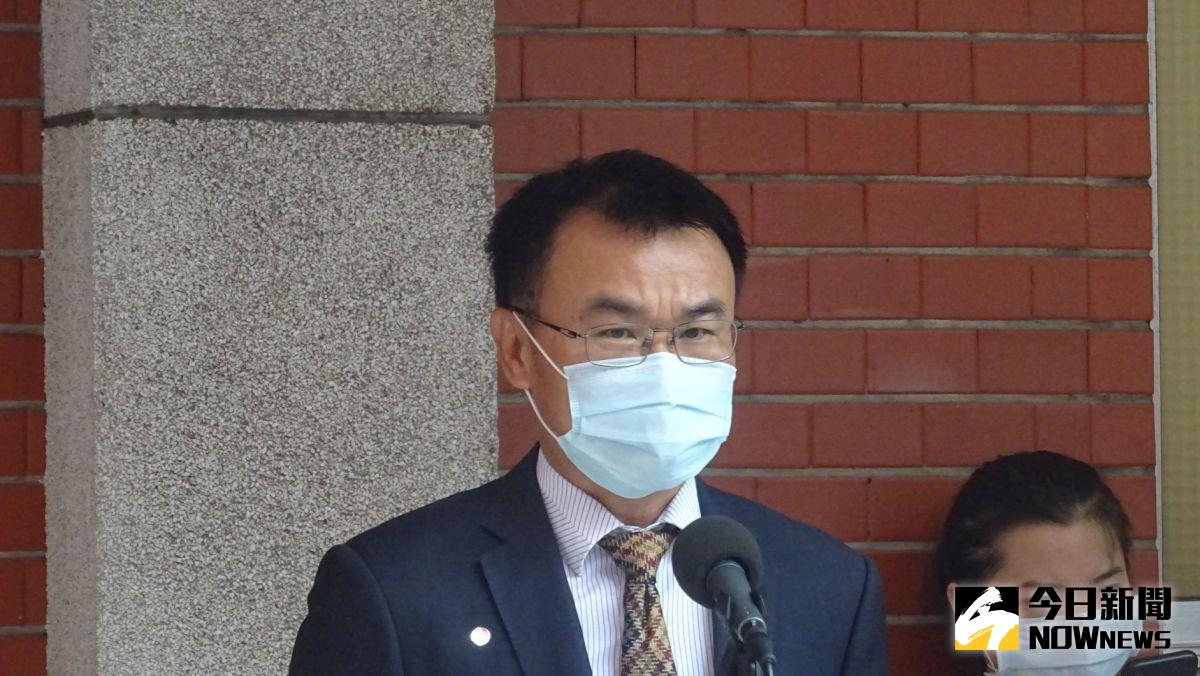 ▲針對彰化葡萄因疫情而滯銷，農委會主委陳吉仲表示，農產品不會帶任何病毒，請國人放心。(圖／記者呂炯昌攝，2021.05.19)