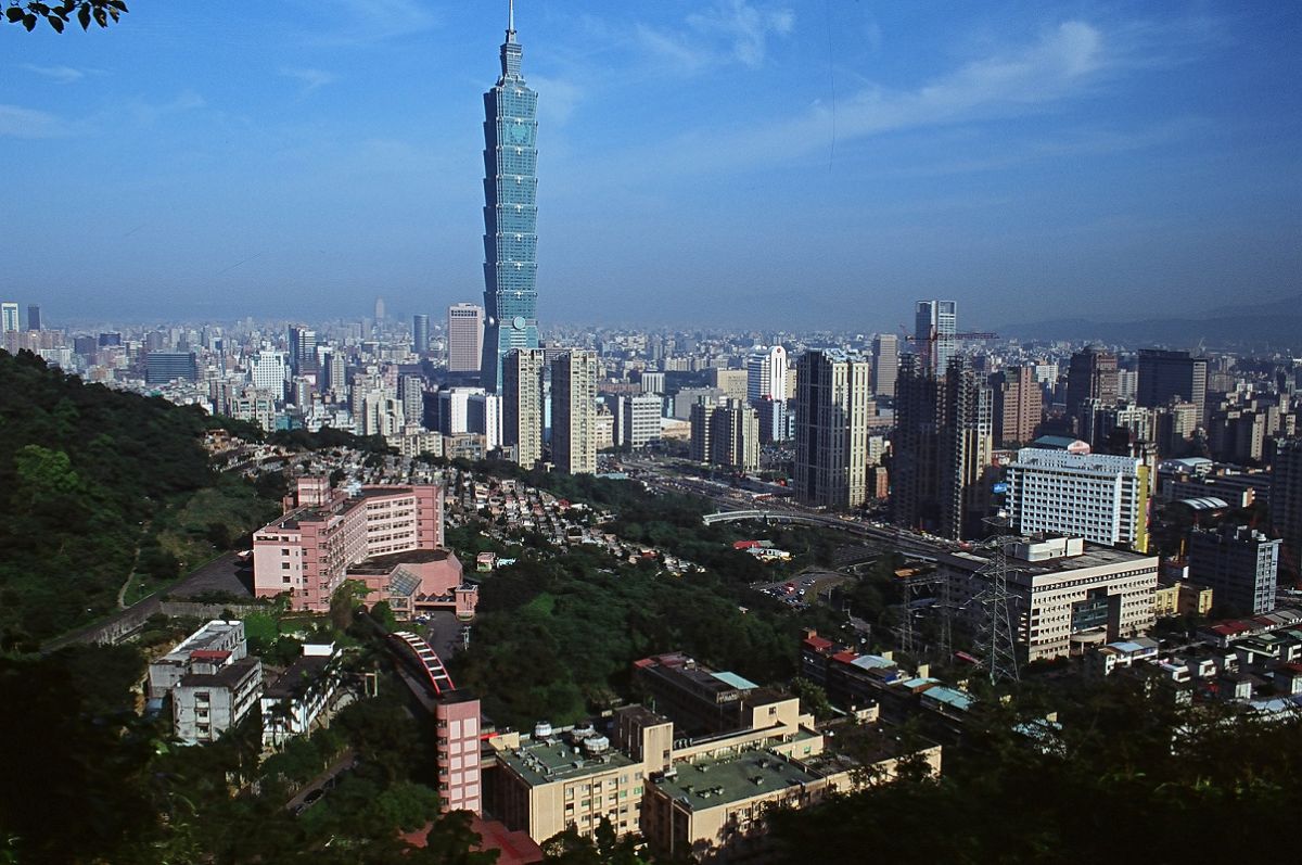 ▲台北市立聯合醫院松德院區傳出有員工確診，院長楊添圍表示，由於2人平時無接觸，初步研判不是院內感染。（圖／翻攝自聯醫松德院區官網）