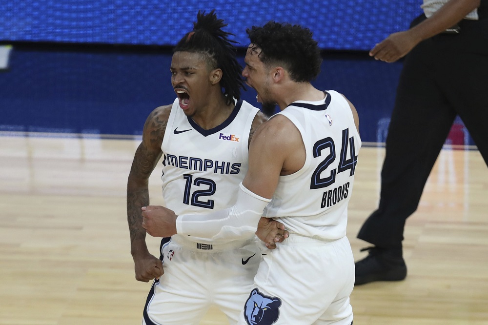 ▲Ja Mrorant進球後興奮大吼。（圖／美聯社／達志影像）