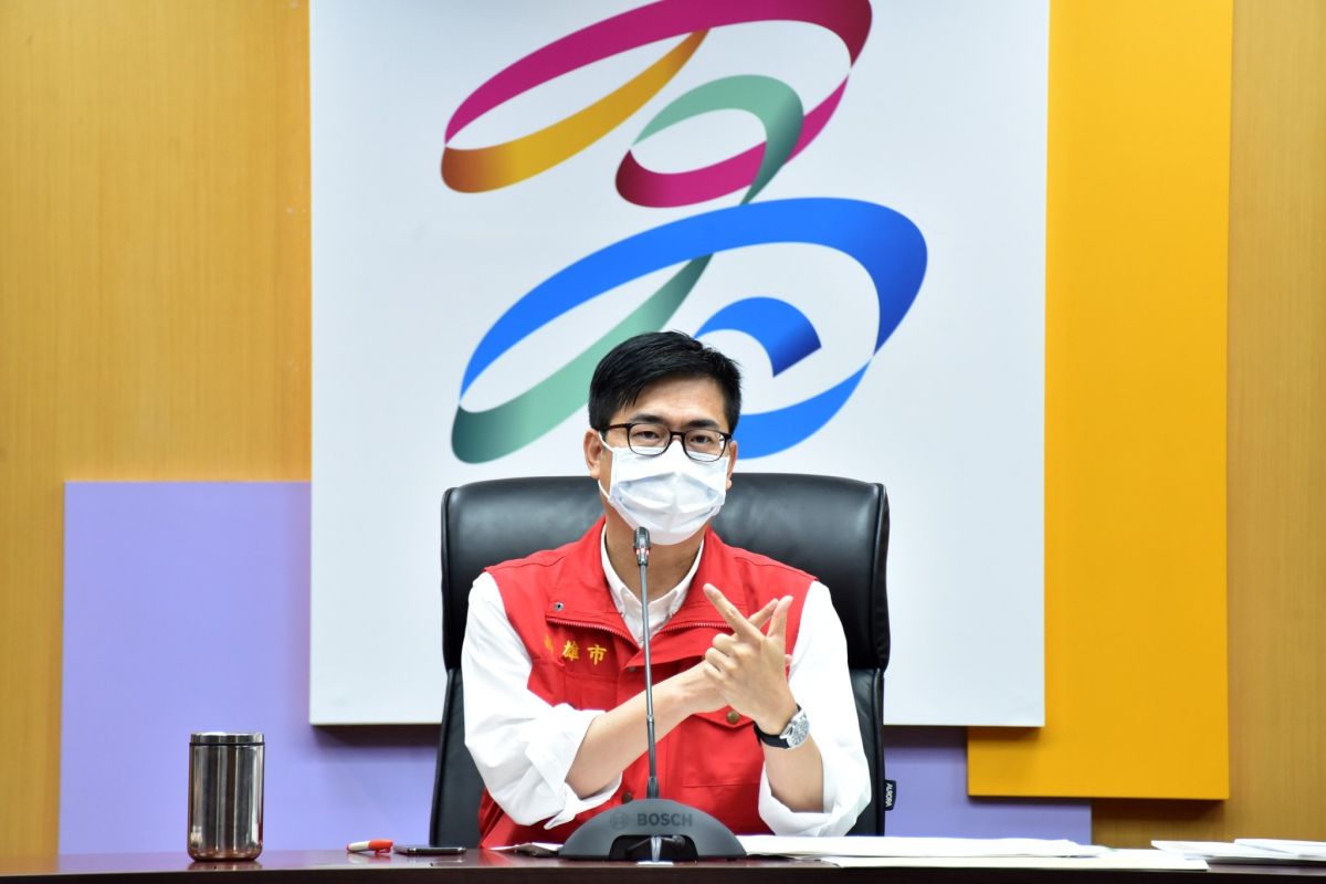 ▲針對今日校正回歸400例，高雄市長陳其邁表示，所有防疫、疫調、檢驗人員壓力都非常大，請大家多體諒。（圖／高雄市政府提供）