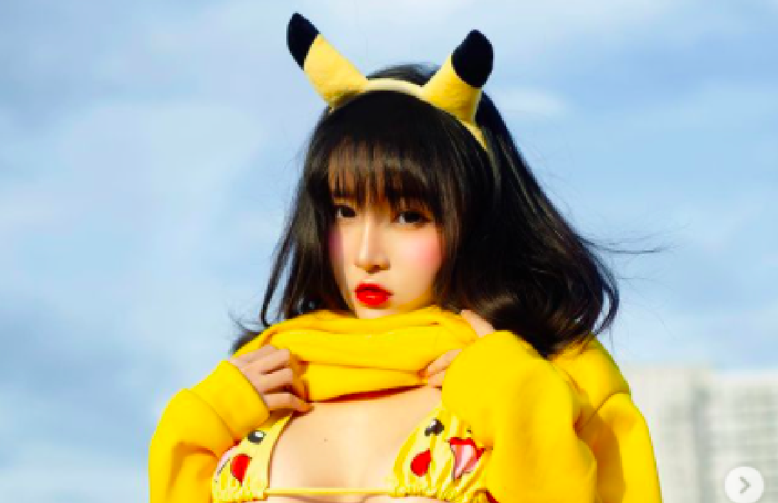 ▲Asa曬出穿著性感比基尼的照片，嬌喊粉絲來收服。（圖／翻攝Asa IG）