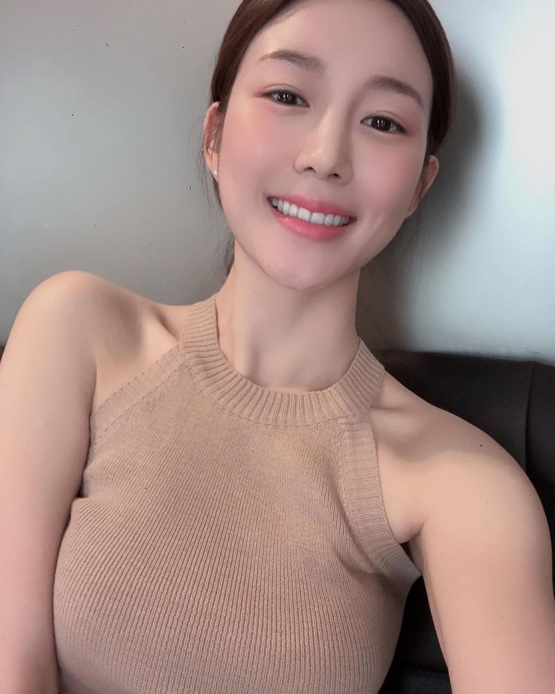 ▲▼李多寅(上)是知名演員李侑菲的妹妹;李侑菲