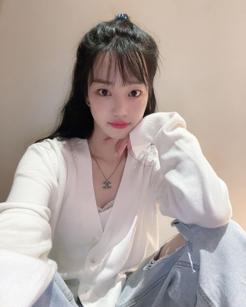 ▲▼李多寅(上)是知名演員李侑菲(下)的妹妹,2人演過不少韓劇。(圖/李侑菲、李多寅IG)