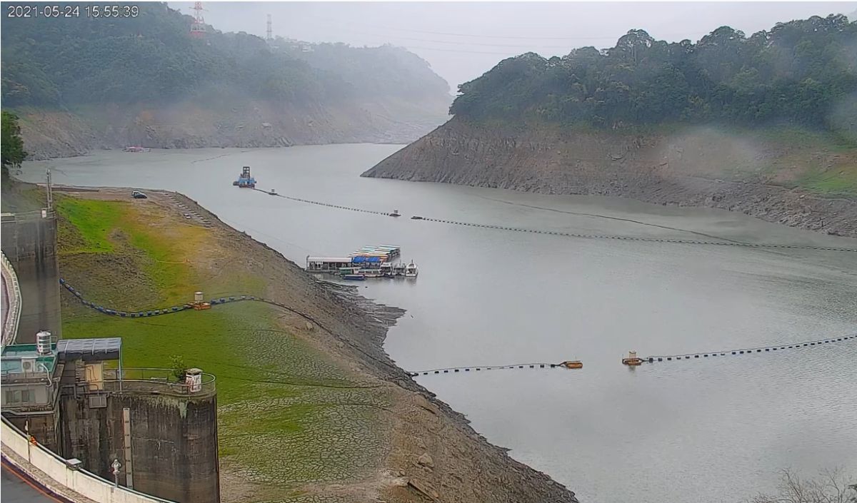 ▲石門水庫今（24）日下雨了。（圖／翻攝《桃園智慧旅遊雲 Taoyuan Travel》）