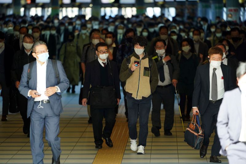 ▲東京大學研究團隊指出,如果因為舉辦奧運,增加了10%的人流,恐會讓感染人數飆升3倍。(圖/美聯社/達志影像)
