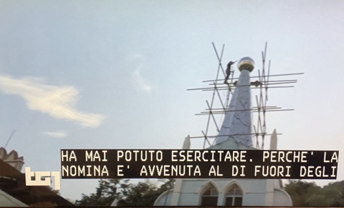 ▲外媒報導中國近來更加嚴厲迫害天主教，近日拆毀多處教堂頂端十字架。（圖／翻攝自YouTube畫面）