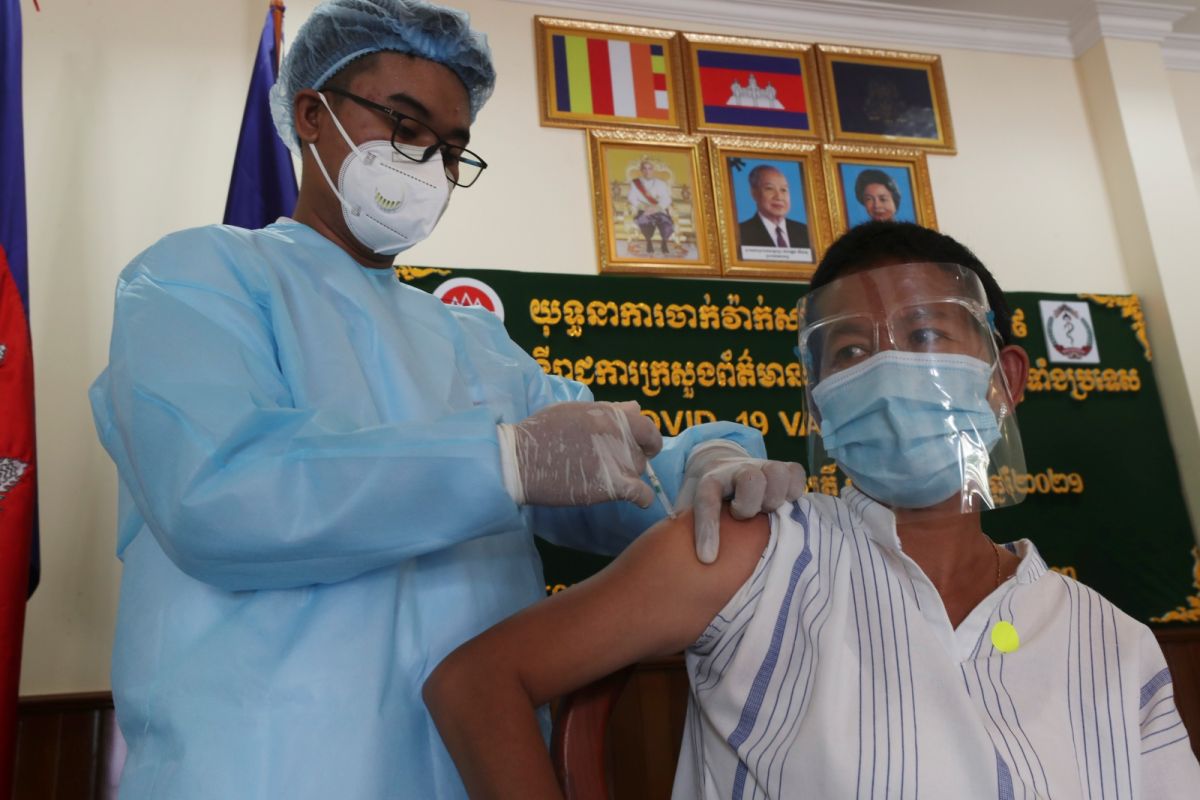 柬埔寨總理：盼中方考慮在柬國設疫苗生產中心