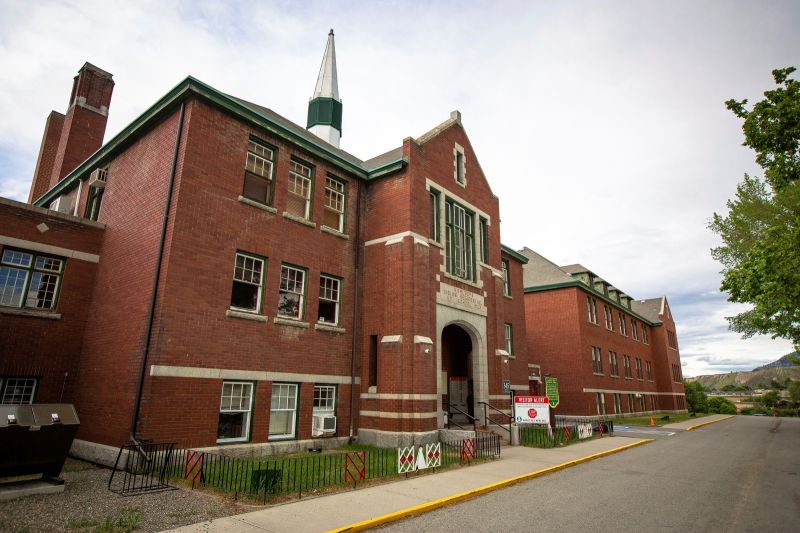 加拿大原民寄宿學校遺址　被揭發暗藏數百無名塚

