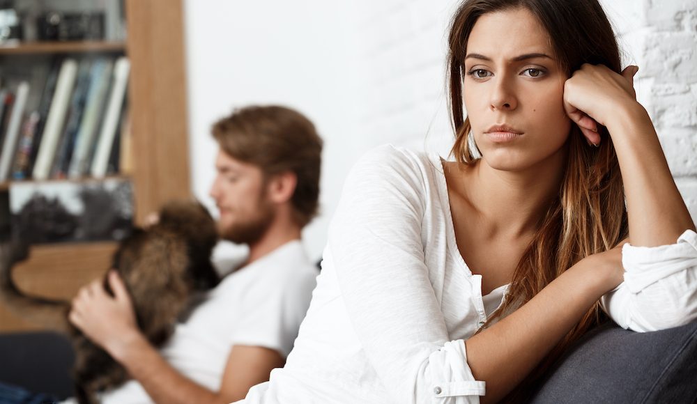▲無法和另一半有所理解，常常產生壓力和憂鬱的狀況（圖／shutterstock）