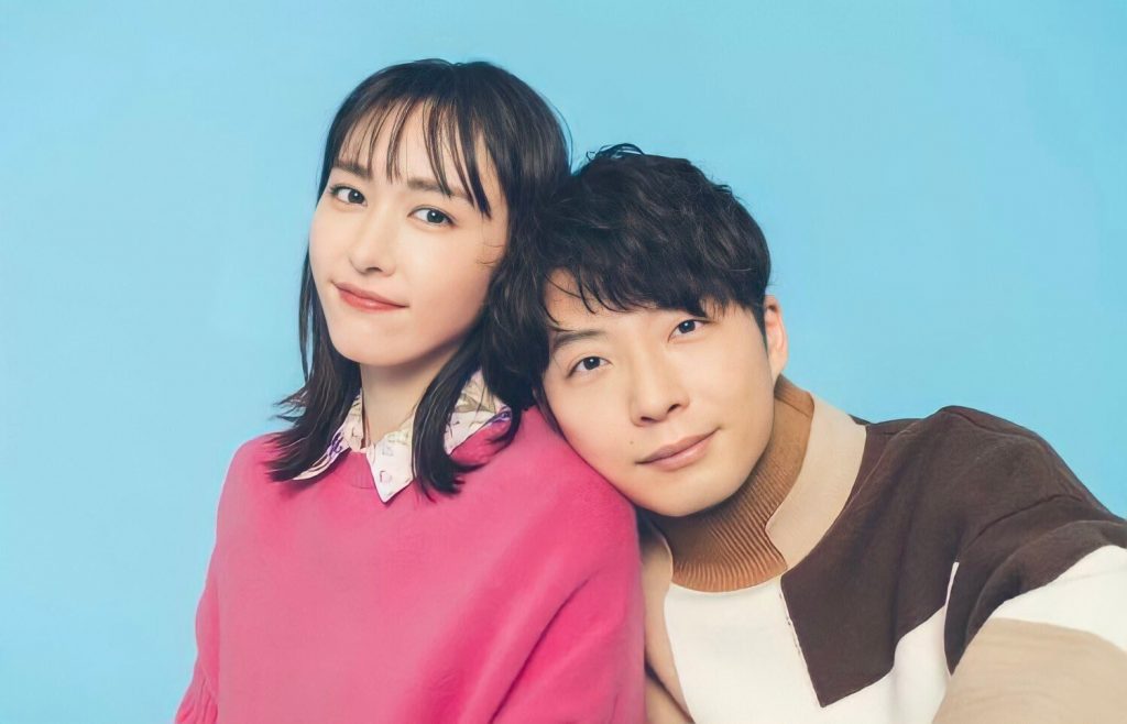▲星野源（右）替老婆新垣結衣主演的電影製作主題曲。（圖／月薪嬌妻Twitter）