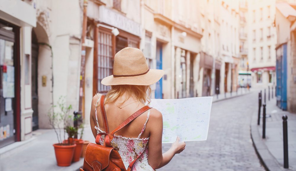 ▲在不平靜的時代裡，安靜的做喜歡的自己。（圖／Shutterstock）