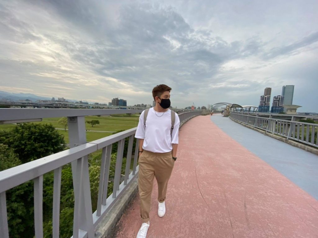 ▲「躺平族」30+歲生活拉警報！不敢買東西、低慾望過日子。（圖／蔡侑霖提供）