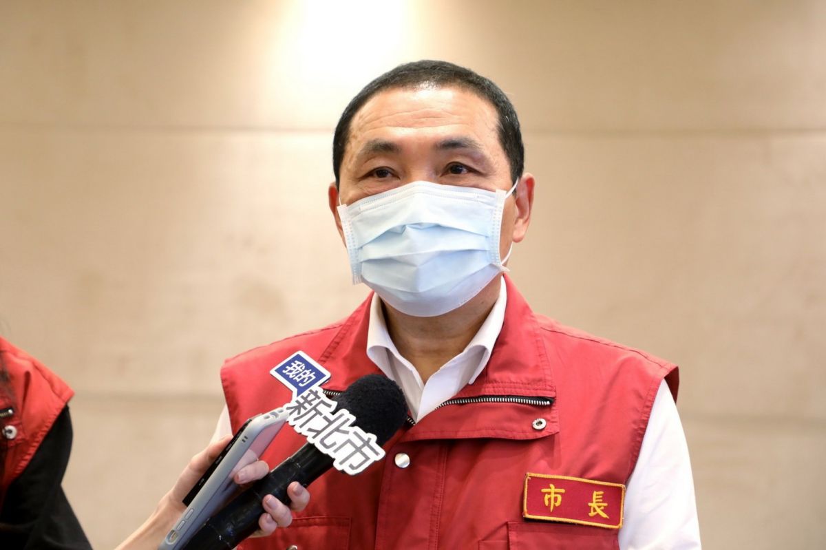 ▲新北市長侯友宜今（2）日證實，土城的住宿型長照機構發現有確診個案。（圖／新北市政府新聞局提供）