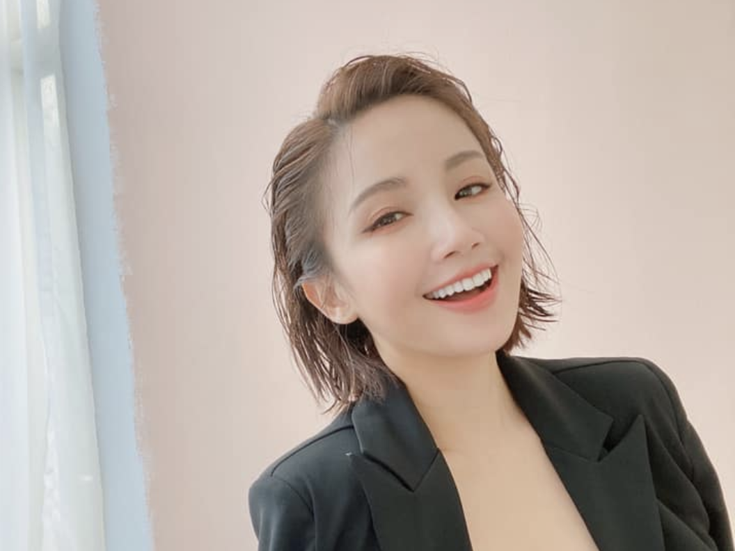 ▲鍾欣怡開直播下廚，意外引來20萬粉絲觀看。（圖／鍾欣怡臉書）