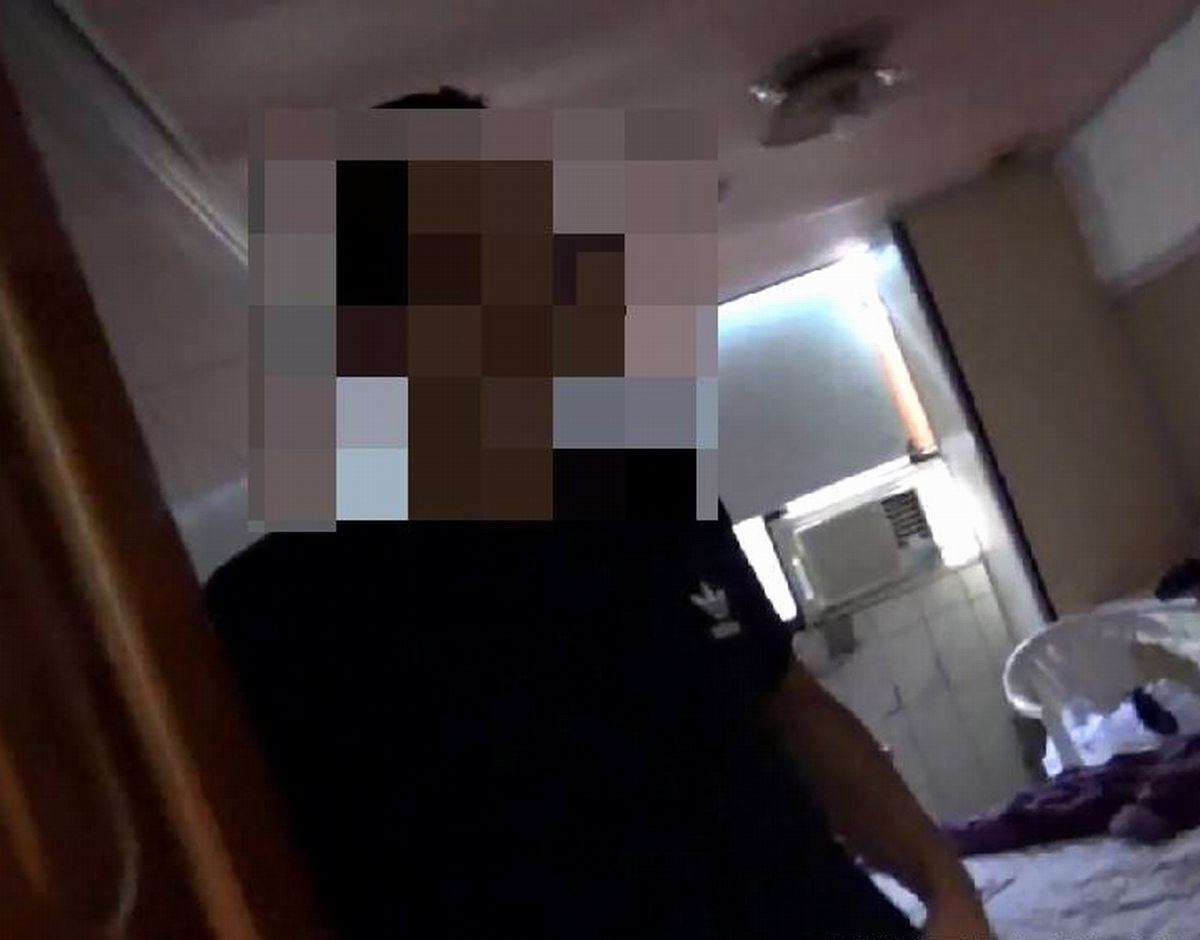 ▲打電話恐嚇屏東縣政府的王姓犯嫌，6月1日上午在北部住宿賓館遭屏東警方逮捕。（圖／記者黃正忠翻攝, 2021.06.02）