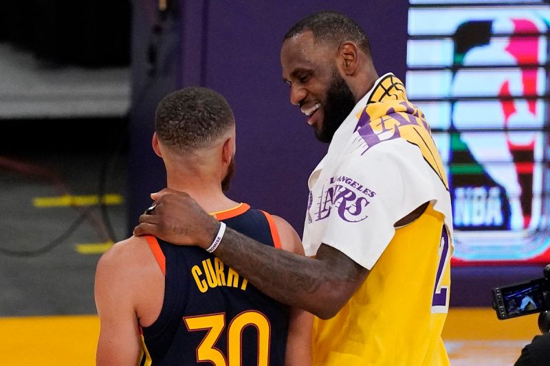 NBA／詹皇表態想和自己打球　Curry：他的願望已實現過了