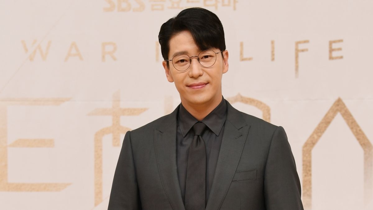 ▲嚴基俊透露在第三季中沒有吻戲。（圖／愛奇藝國際站、龍華電視）