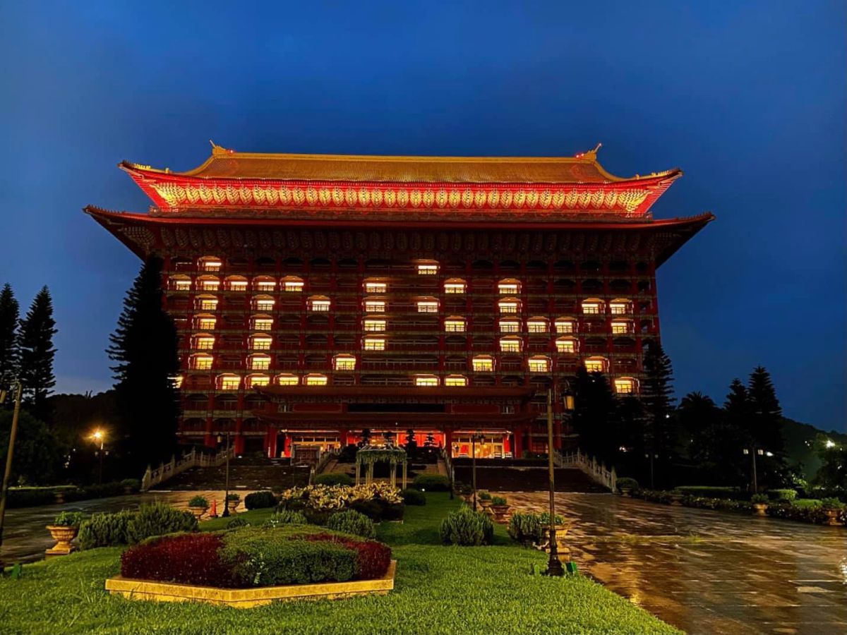 ▲圓山飯店排出日文片假名「カンシャ」，也就是台語「感謝」的日文譯音。謝謝日本友人捐贈疫苗的義舉。（圖／翻攝自圓山大飯店臉書專頁）