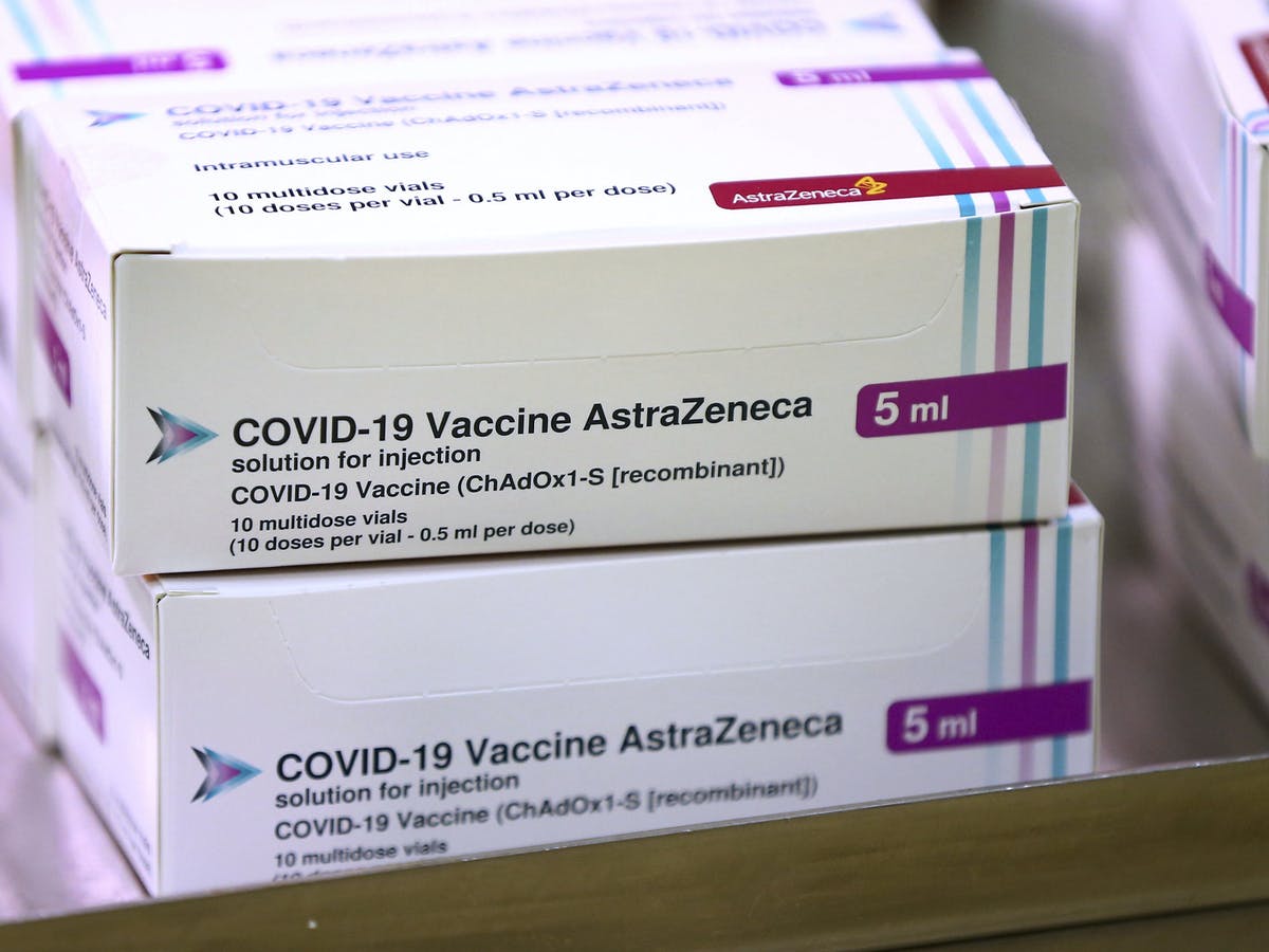 ▲英國藥廠阿斯特捷利康表示，初步數據顯示，AZ疫苗作為抗疫追加劑，對Omircron和Beta、Delta、Alpha與Gamma等變異病毒都產生了較大的抗體反應。（圖／美聯社／達志影像）