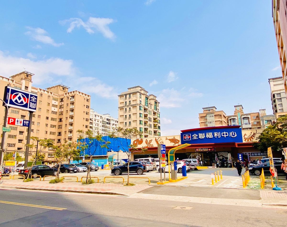 ▲雖然國內疫情爆發，泰山十八甲重劃區還是有強烈剛需買方出門看屋。（圖／NOWnews資料照片）