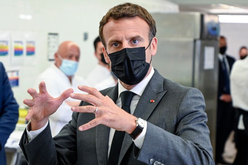 ▲法國總統馬克宏承諾，法國捐贈給窮國的COVID-19（2019冠狀病毒疾病）疫苗數量將會倍增至1億2000萬劑。（圖／美聯社／達志影像）