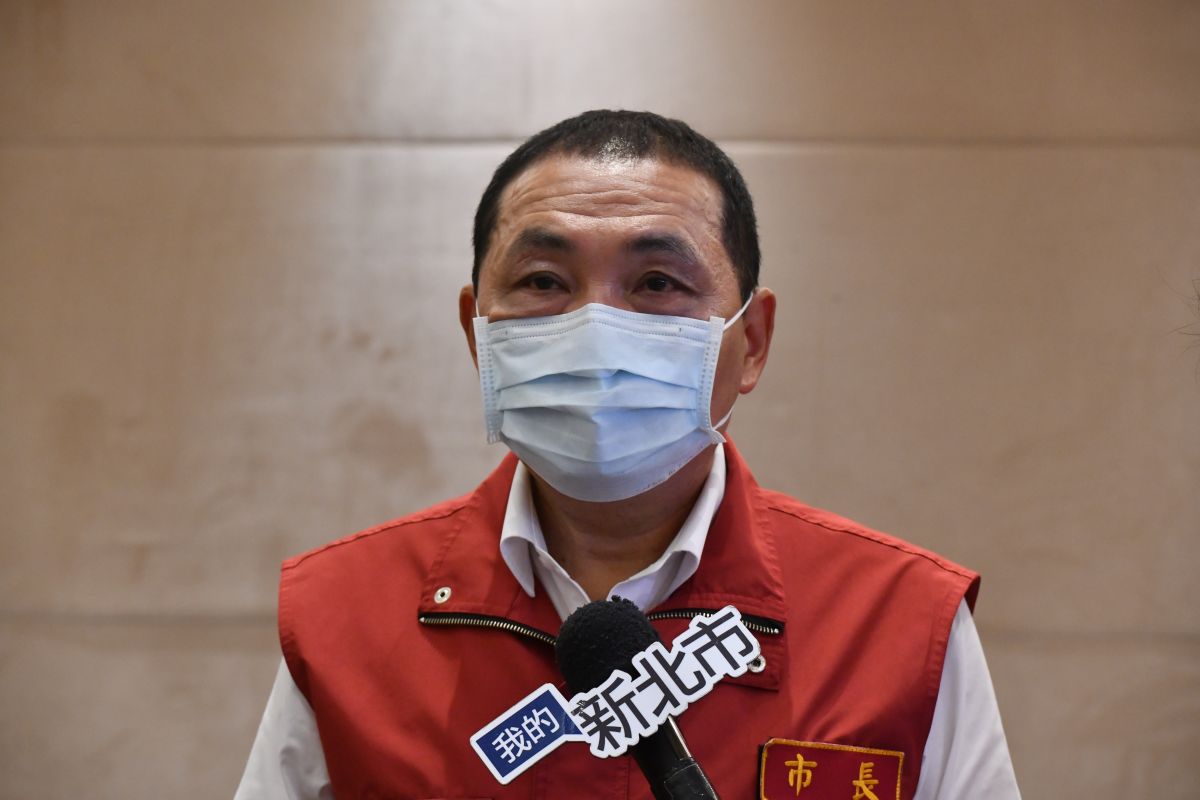 ▲新北市長侯友宜今（9）日向中央喊話，這批莫德納絕對不夠新北市的1、2、3類人員施打，希望中央能多配發一點疫苗給新北。（圖／新北市政府新聞局提供）