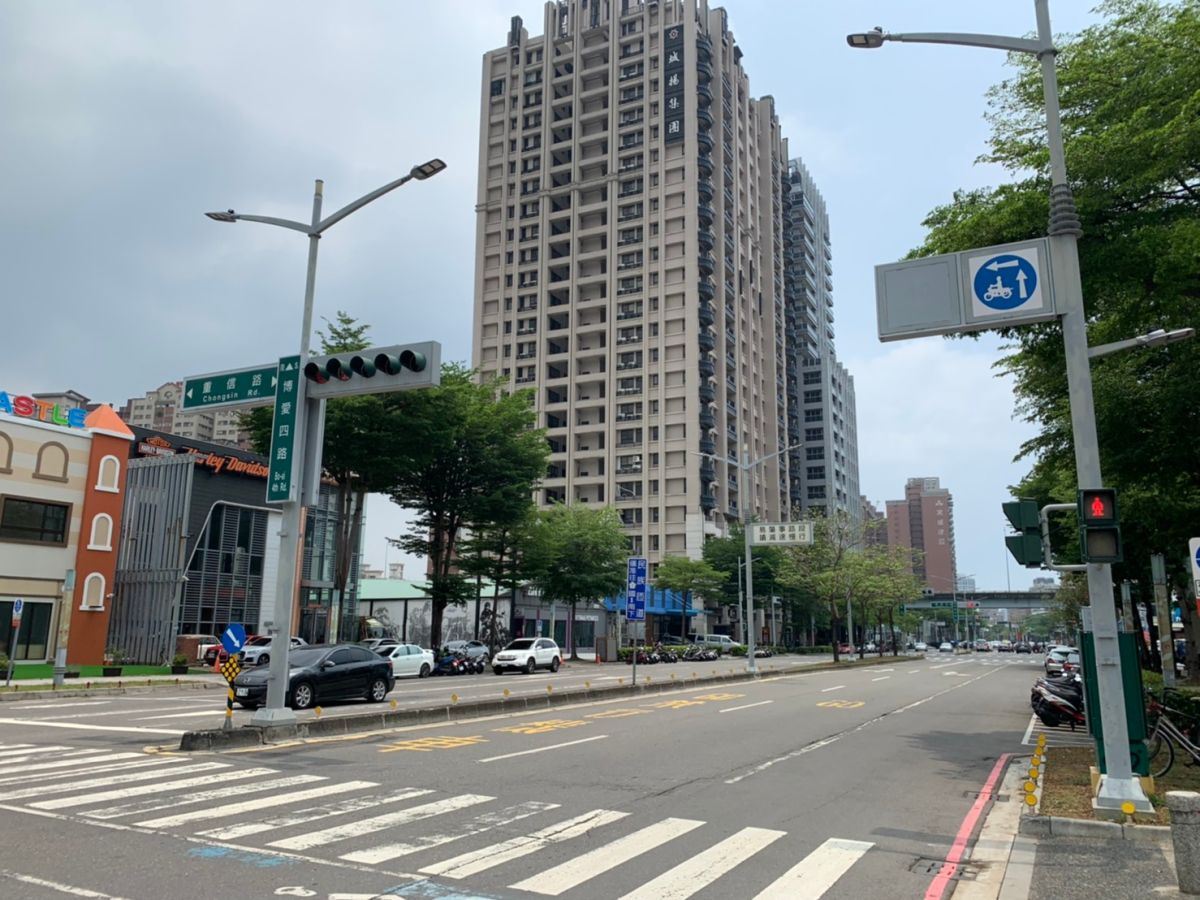 ▲博愛四路近年有新建案推出，帶動沿線商圈氛圍有所改變。（圖／NOWnews資料照片）