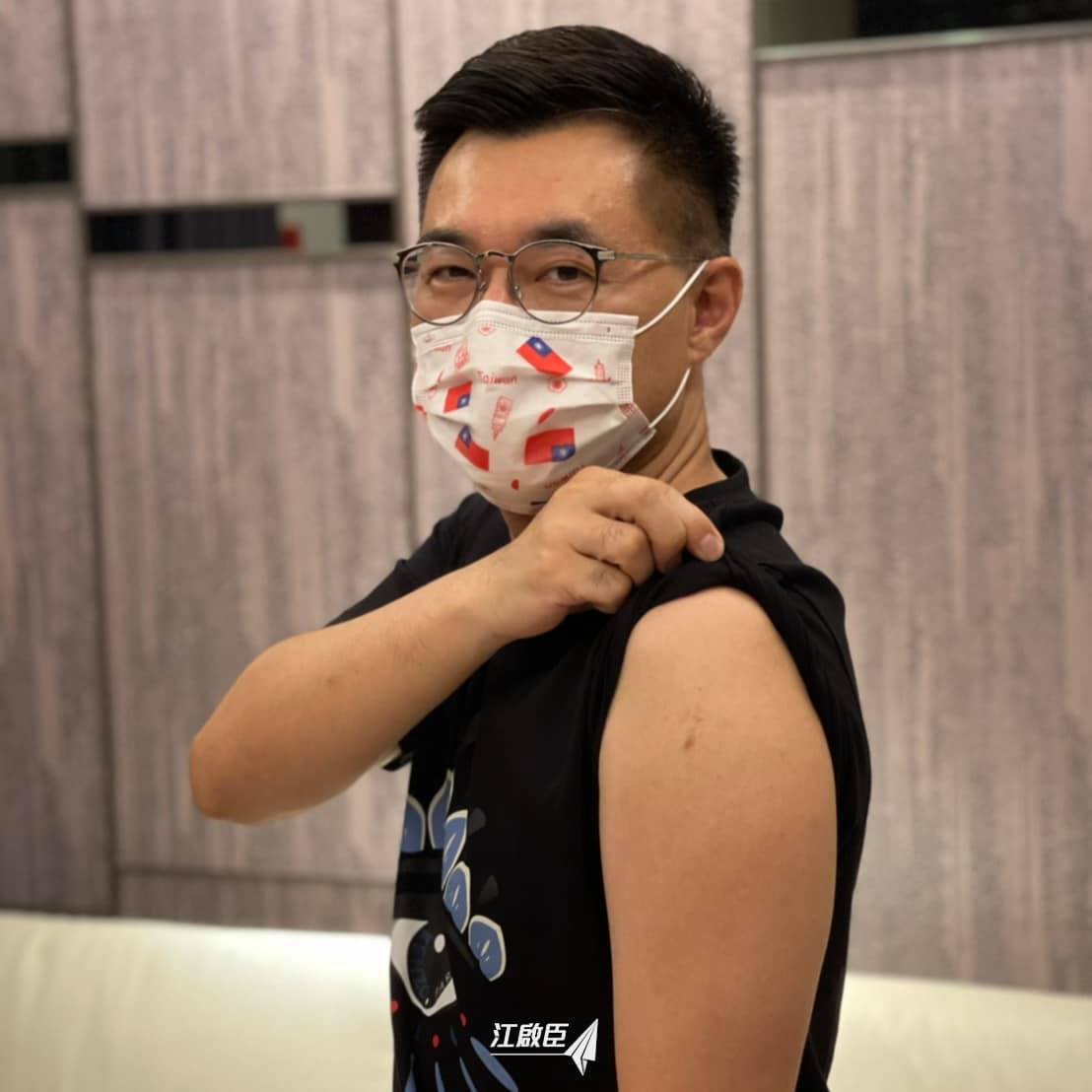 ▲前立委邱毅自曝赴廈門施打中國疫苗，國民黨主席江啟臣今（22）日表示，中華民國是民主國家，民眾有選擇自由。（圖／資料照片）