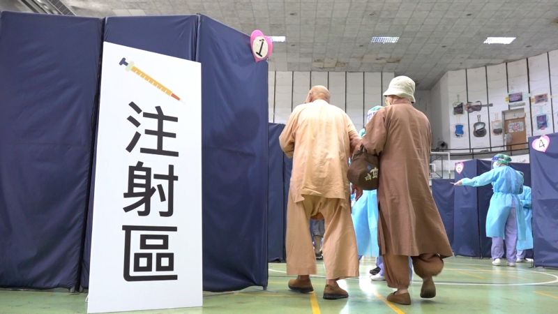 ▲全台各縣市開放高齡長者施打疫苗，前立委陳學聖也分享自己94歲老母親接種疫苗後的狀況，直言「真是一場大豪賭」。（示意圖／NOWnews攝影記者朱永強）