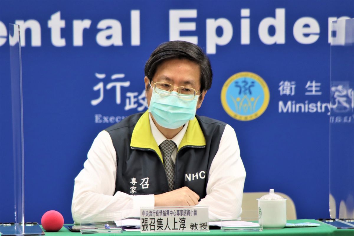 ▲中央流行疫情指揮中心專家諮詢小組召集人張上淳。（圖／指揮中心提供）