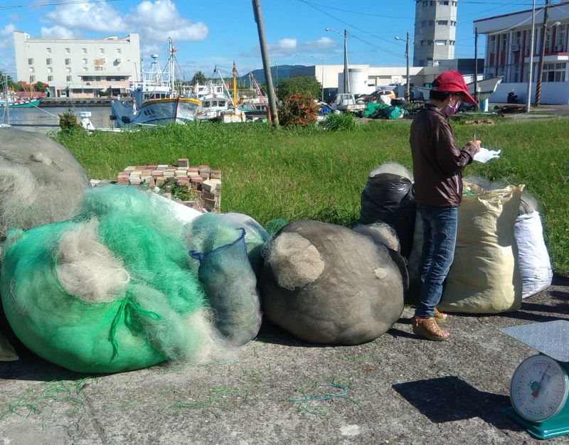 ▲高雄市政府海洋局實施廢棄漁網獎勵回收作業，為海洋生態永續盡份心力。(圖／高雄市政府海洋局提供)