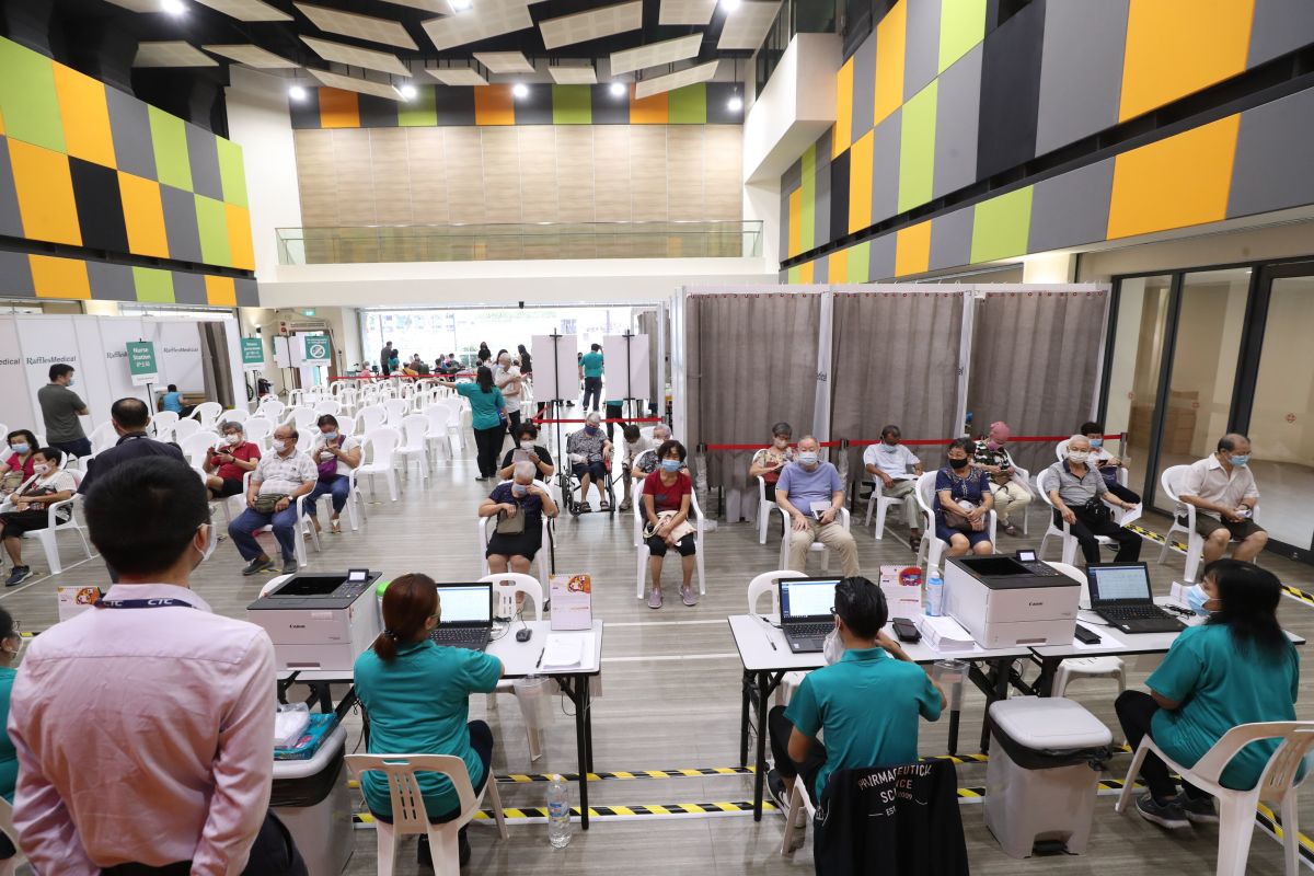 ▲新加坡開放民眾接種中國科興新冠疫苗，各處診所回報情況可見民眾需求強勁。示意圖。（圖／翻攝自Twitter@leehsienloong）