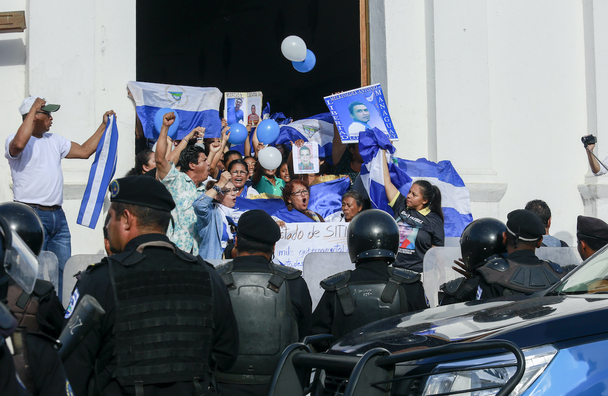 ▲人權觀察發表報告，指控尼加拉瓜總統奧蒂嘉（Daniel Ortega）侵犯人權。圖為2019年尼加拉瓜反政府示威。（圖／美聯社／達志影像）