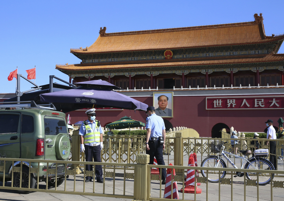 ▲據中國官方喉舌新華社1日報導，有關於中共20大會議期間的新聞記者採訪作業規劃，在京中外記者可參加現場採訪，但境外記者需藉由網路視訊、書面等方式進行採訪。示意圖。（圖／美聯社／達志影像）