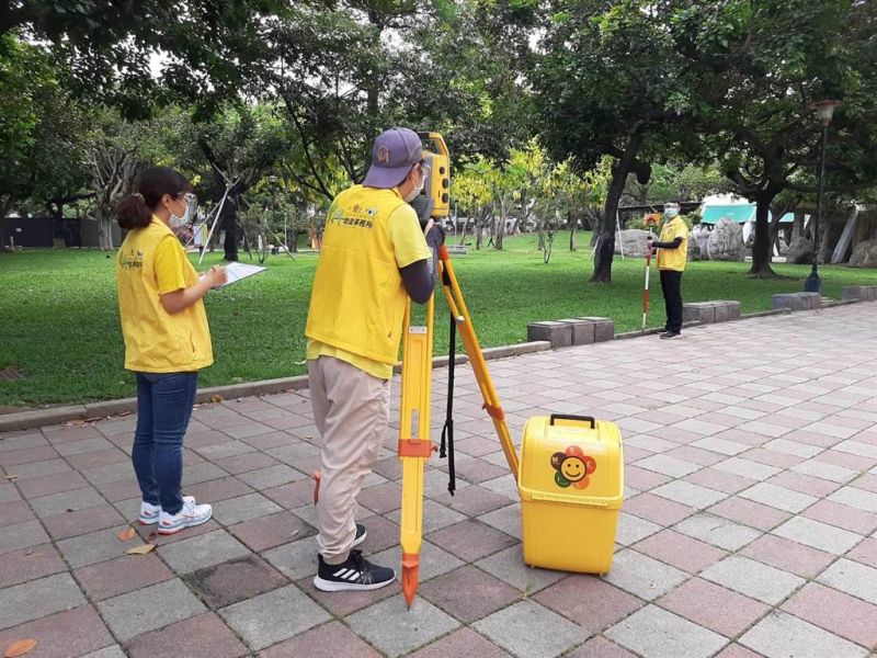 ▲中市府地政局決定6月24日恢復辨理實地複丈測量作業(圖／李天生服務處提供2021.6.23)