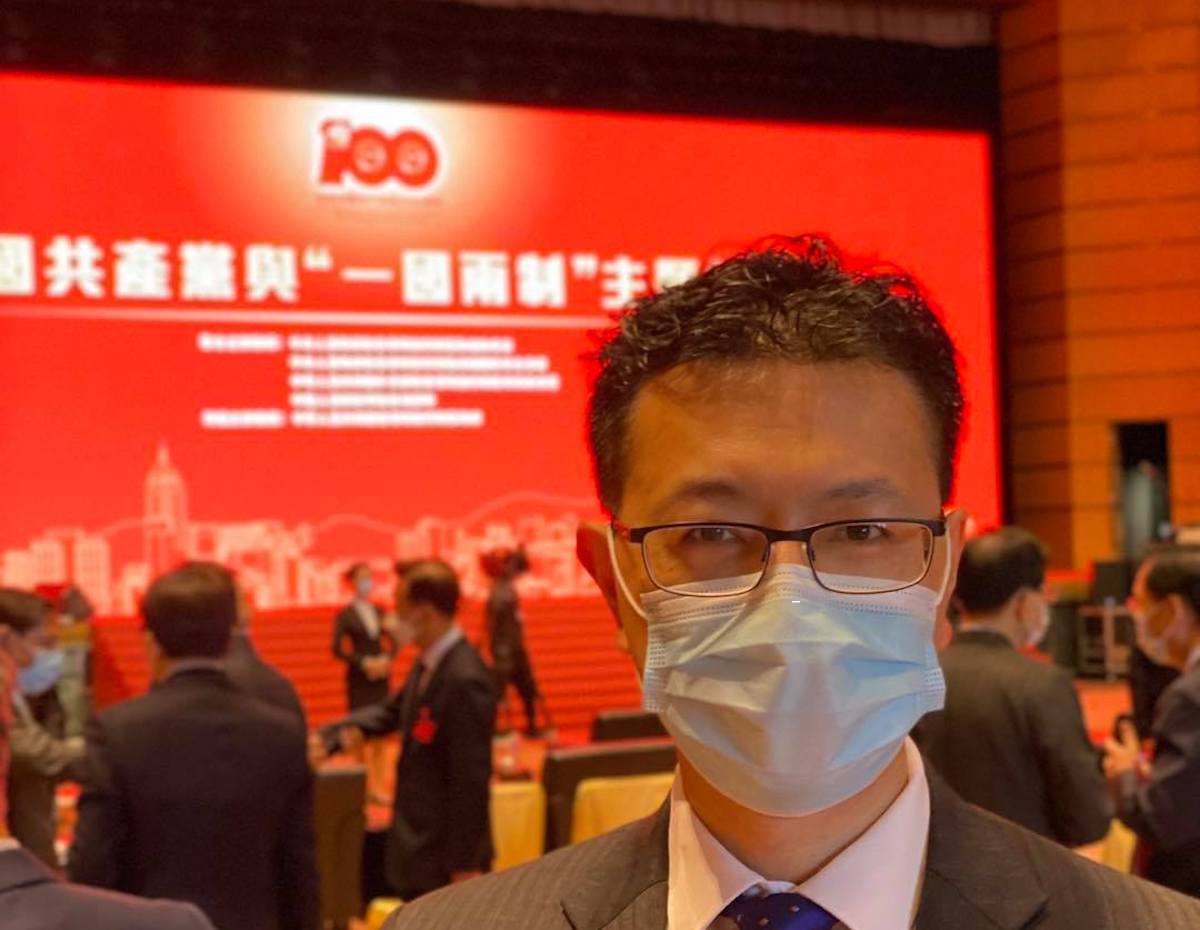 ▲曾大力批評反送中示威是「亂港」的港區人大代表吳秋北，公開點名香港01、立場新聞等媒體在「自取滅亡」。（圖／翻攝自吳秋北臉書）