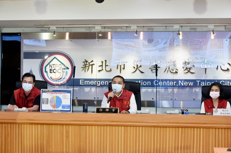 ▲新北市長侯友宜認為,面對未來的走向(解封),疫苗的覆蓋率多少才是有感,有賴專家做好評估。(圖/新北市政府提供)