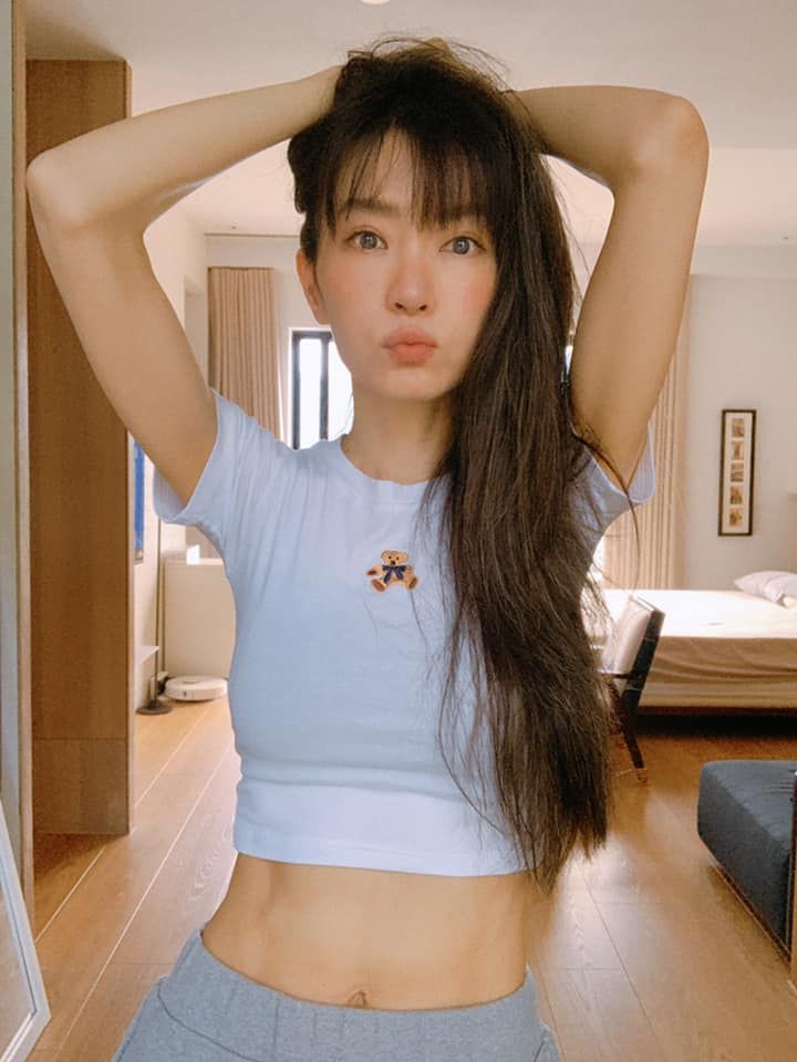 ▲謝金燕保養得宜,不像46歲熟女。(圖/謝金燕臉書)