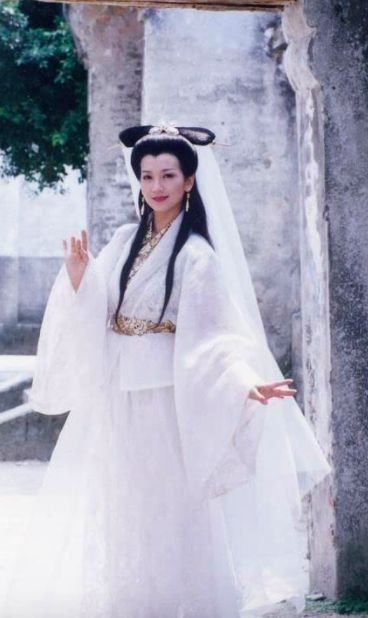 ▲趙雅芝因為演出《新白娘子傳奇》，絕美模樣受封「最美白娘子」。（圖／翻攝IMDB）