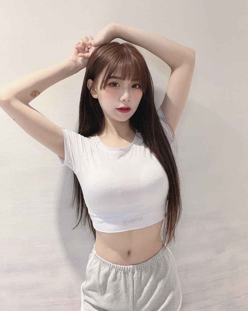 青青穿「口罩Bra」惹議 本人回應：沒有浪費 | 姊妹淘話題 | 娛樂 | NOWnews今日新聞