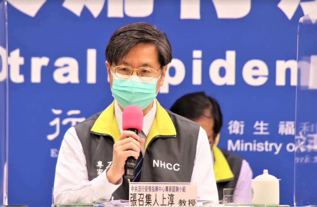 ▲中央流行疫情指揮中心專家諮詢小組召集人張上淳今（2）日出席記者會，說明國內防疫情形。圖為資料照。（圖／指揮中心提供）