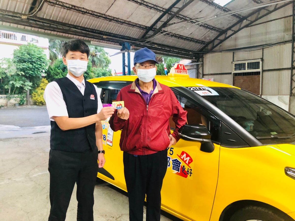 ▲中市交通局澄清，網傳敬老卡優惠政策7月上路是3年前過時舊新聞。（圖／市府提供）

